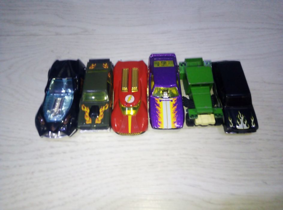 Детские модельки Хотвилс