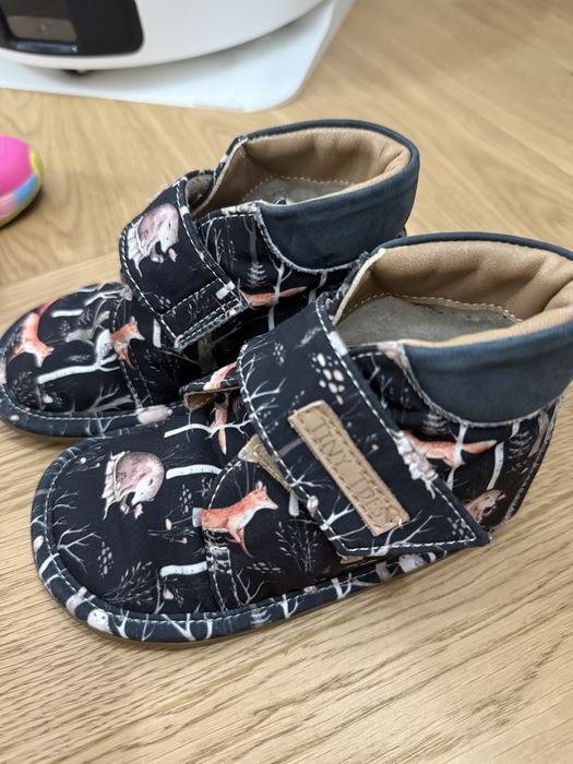 Tiny Toes, marime 24