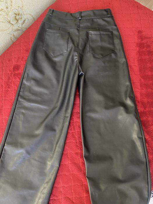 Продам кожанные брюки,новые!