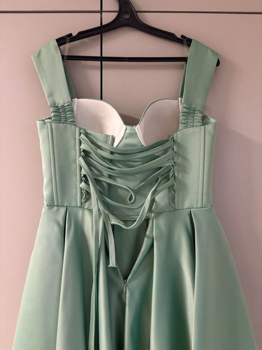 Вечернее платье на выпускной