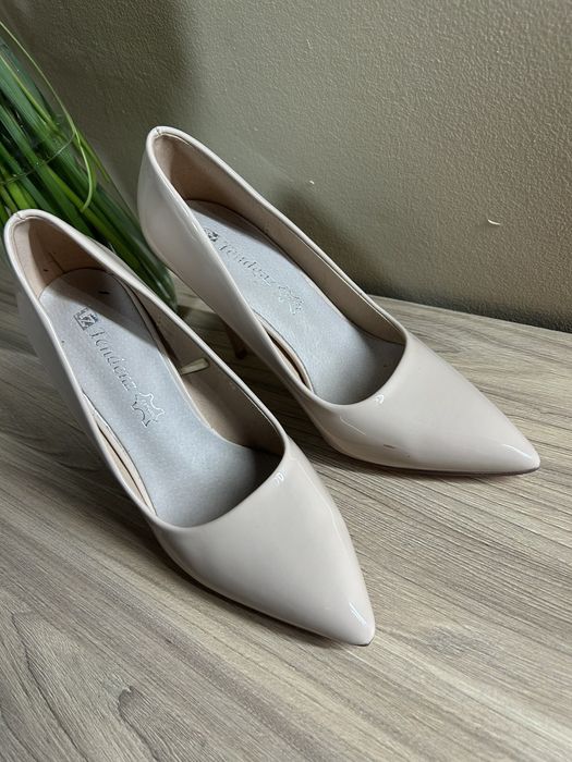 Елегантни обувки