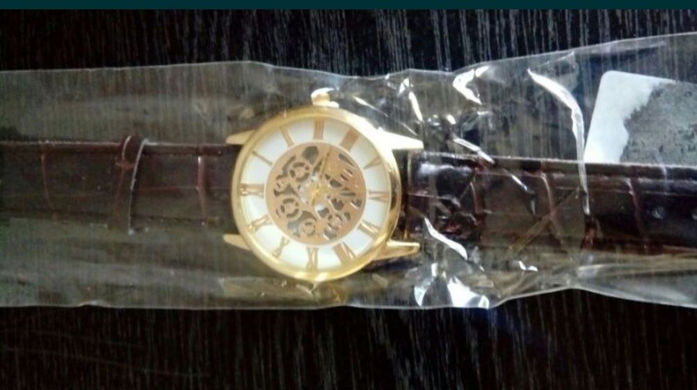 Продам мужские наручные часы