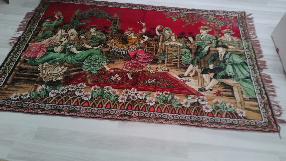 Vând schimb doua carpete carpeta