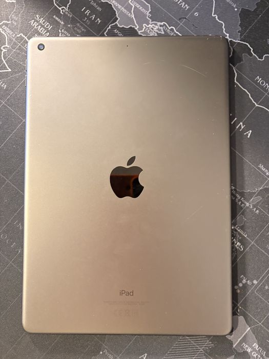 Tableta ipad 7 ios 18 impecabila