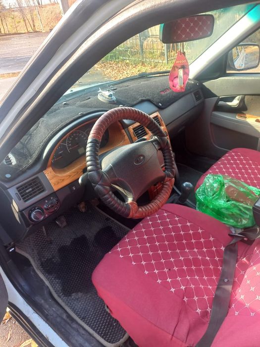 Продам приора универсал