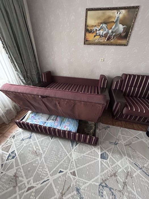 Продам 2 дивана за 100 тысячь