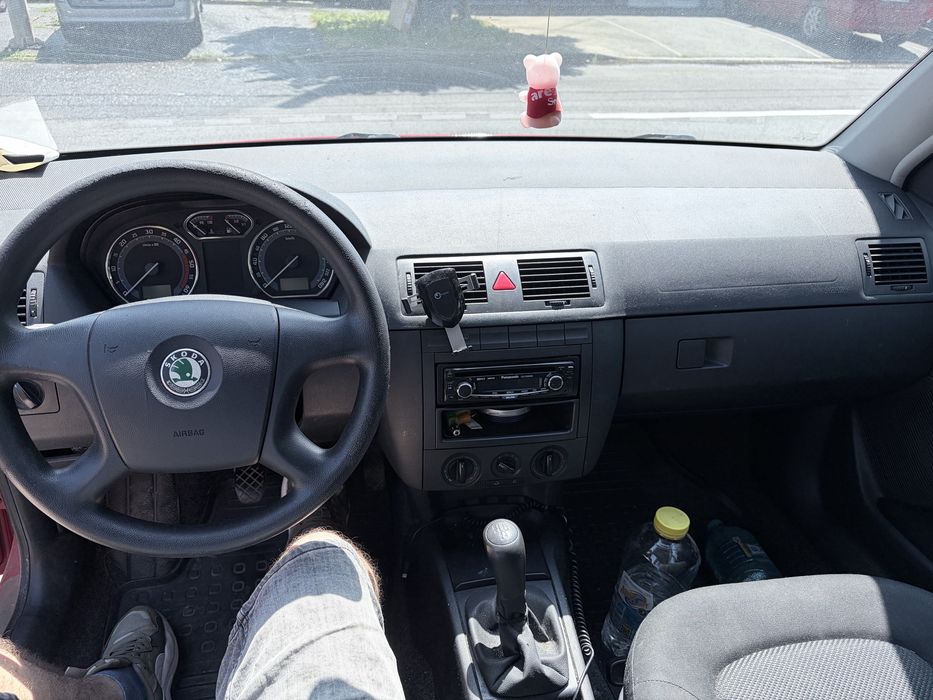 SKODA Fabia 2007 — imagine 4