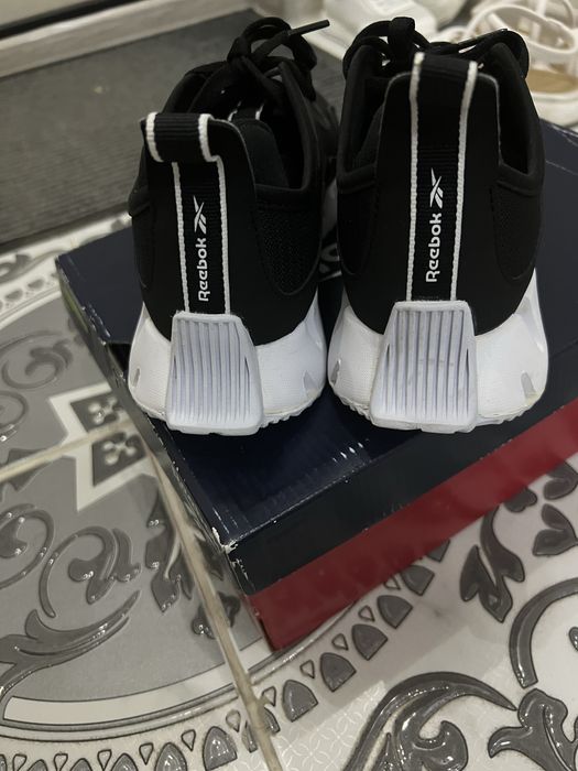 Кроссовки Reebok