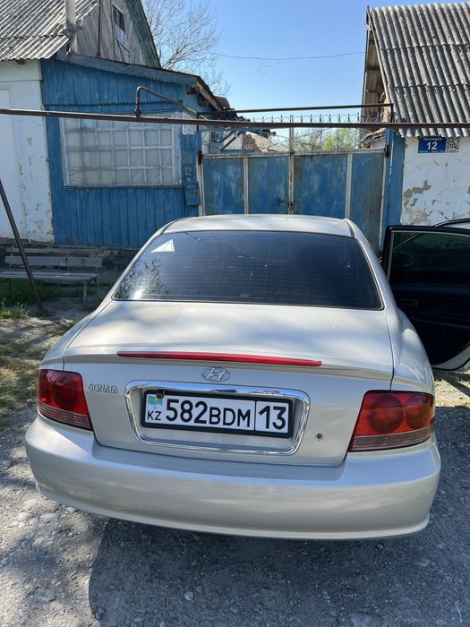 Hyundai sonata 2004