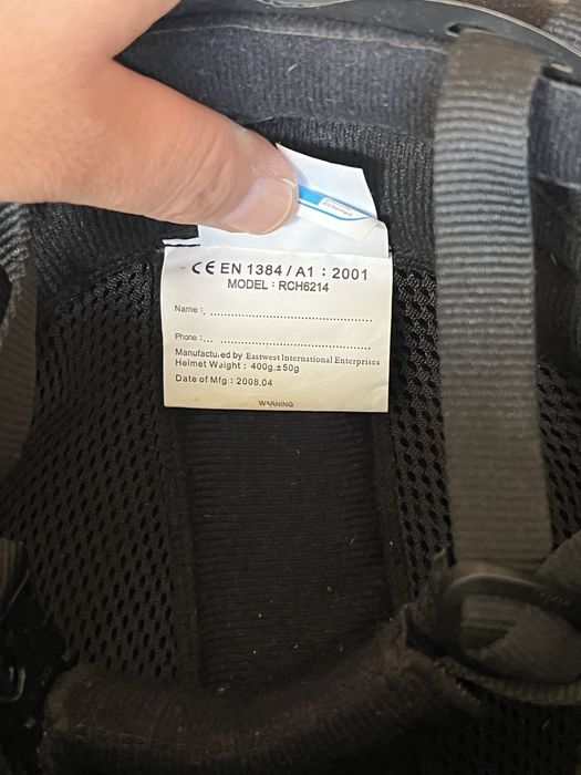 Set echitație – cască OneK Defender Air nouă + vestă Airowear + cască AMI-CELL
