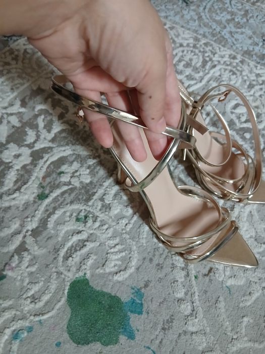 Туфли для девушек и женщин