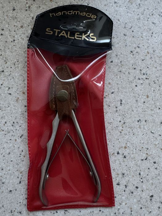 Кусачки маникюрные