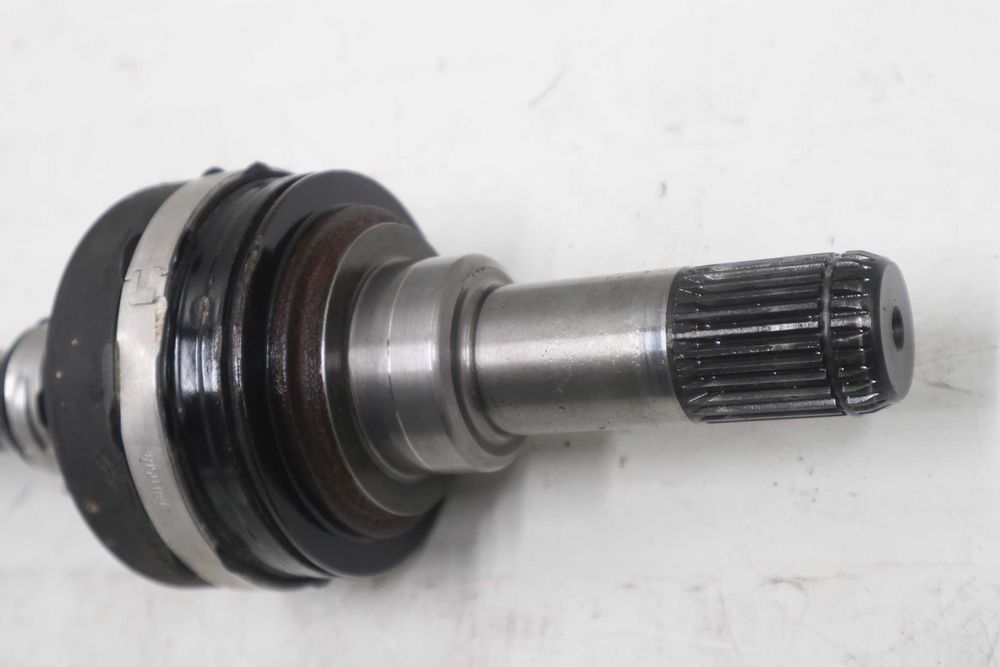 Задна лява полуоска БМВ Г30 Г31 BMW G30 G31