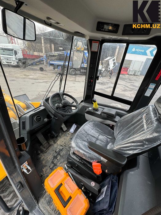 Янги модел Фронтал Погрузчик 835H MAX, 2.3 m³