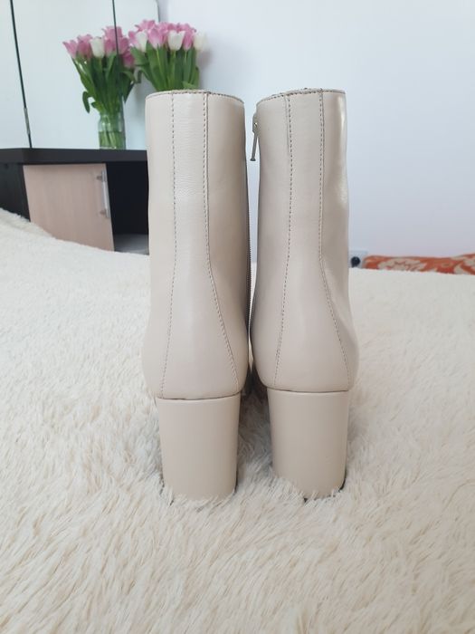 Продам ботильоны