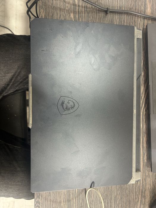 Msi cyborg 15 a13 u