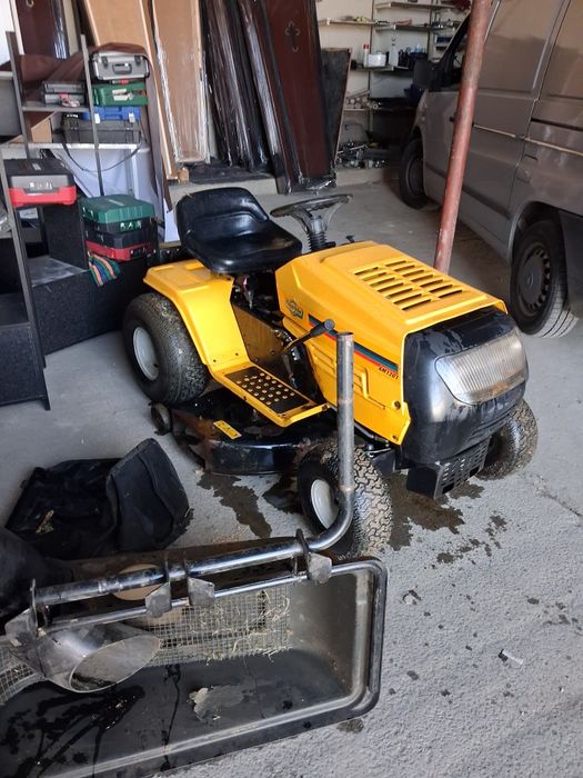 Продавам тракторна косачка косачка