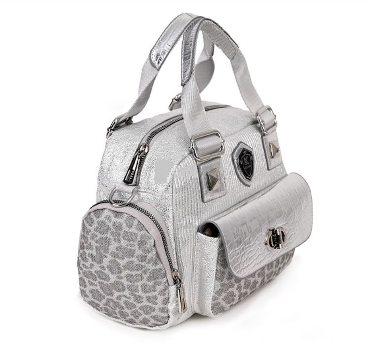 Луксозна Дамска чанта  от висококачествена кожа