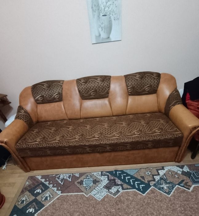 Sufragerie + canapea  extensibila xtensibila