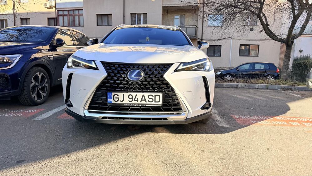 Lexus UX 250h Hybrid - 2021