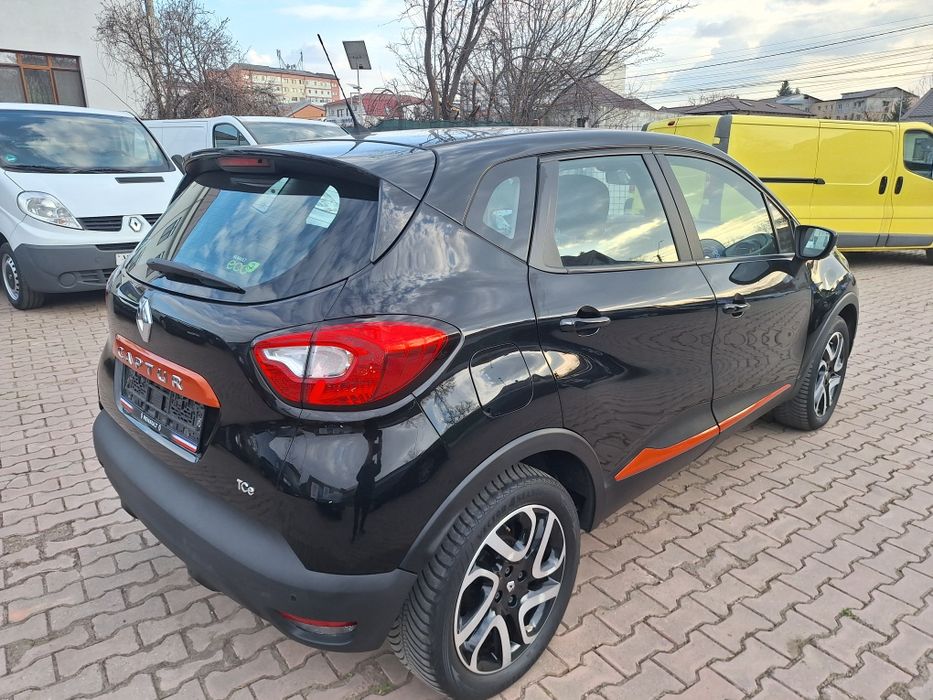 Renault Captur HELLY HANSEN 0.9 benzină