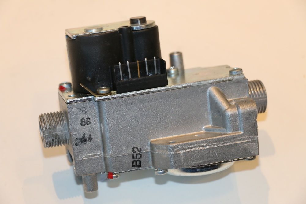 Vana de gaz HoneyWell VK4105G Ferroli DomiProject F24 F32