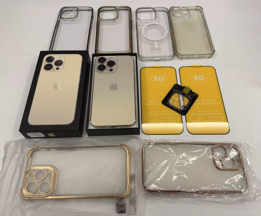 Iphone 13 Pro Gold в безупречно състояние и подаръци