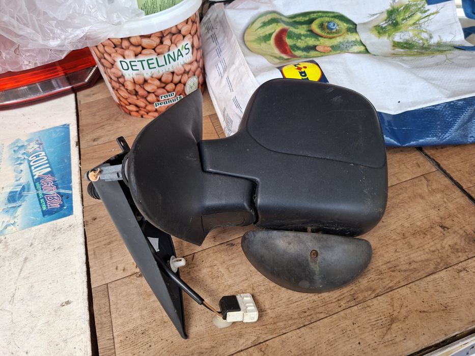 Оригинално огледало за Citroen Berlingo. Peugeot Partner ляво