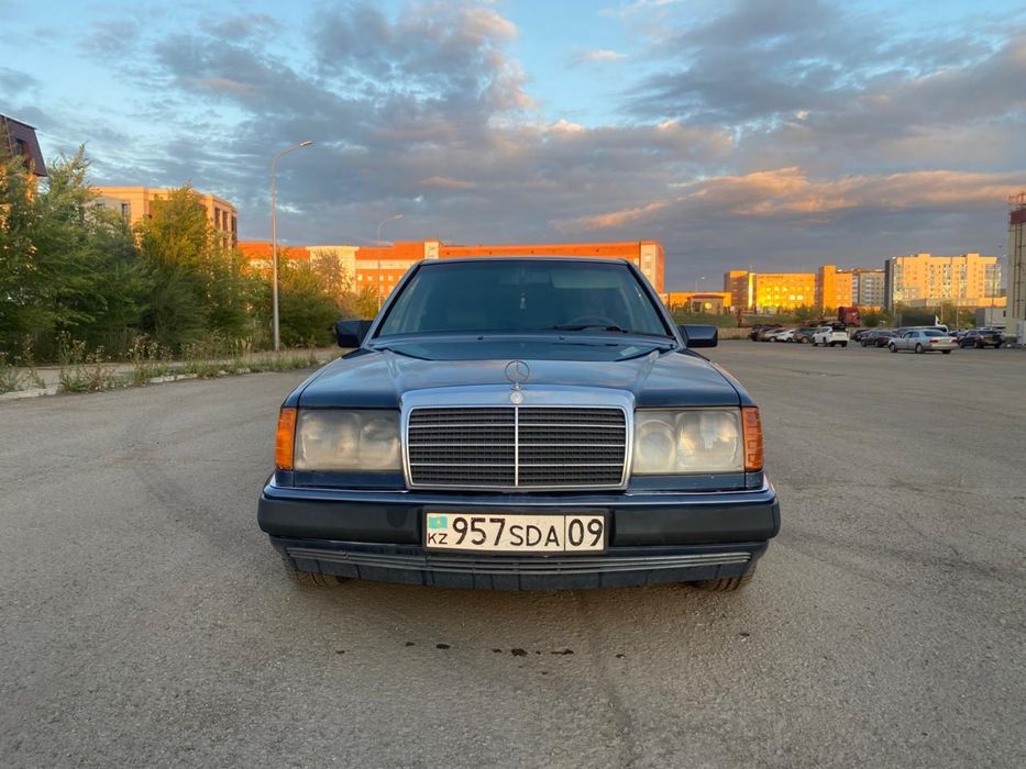 Продаю мерс в отличном состаяни