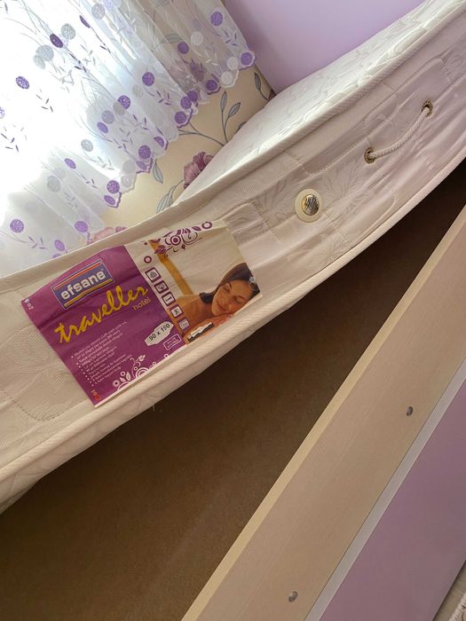 единично легло с матрак 1 бр. или 2 бр.