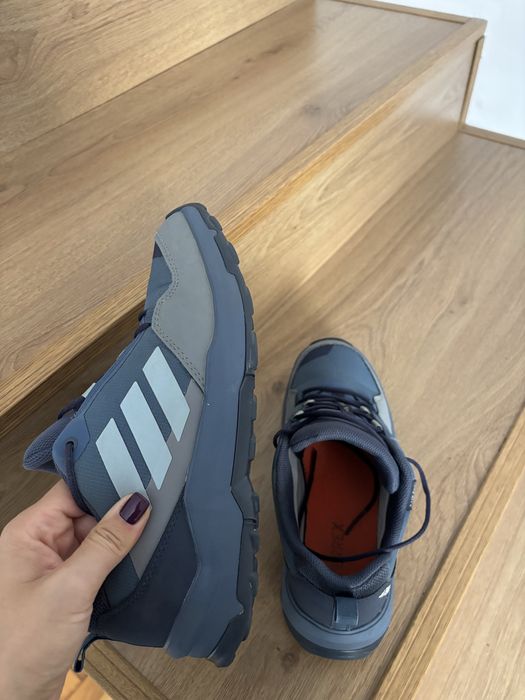 Маратонки Adidas