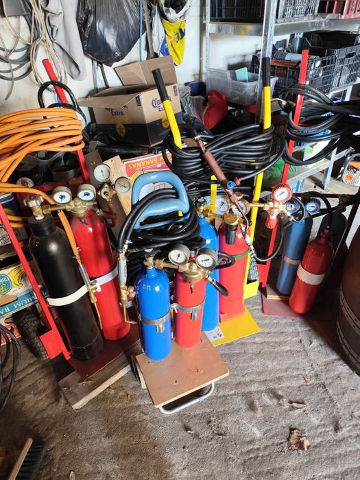 Мобилен оксижен с 2х3.5 литра бутилки