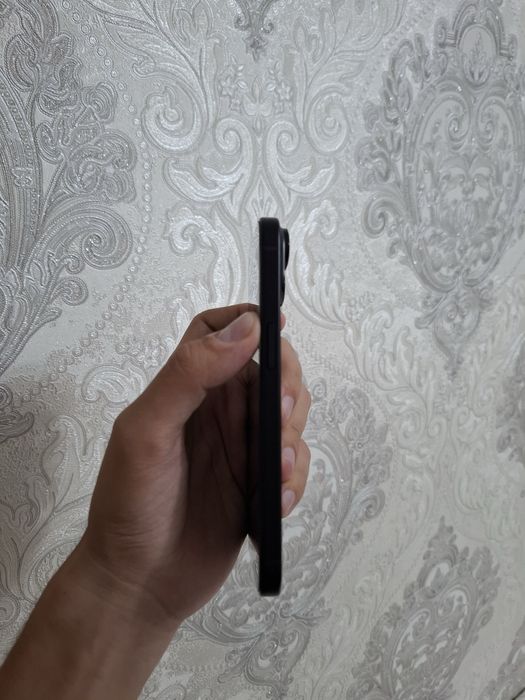 iPhone 15 128GB srochna