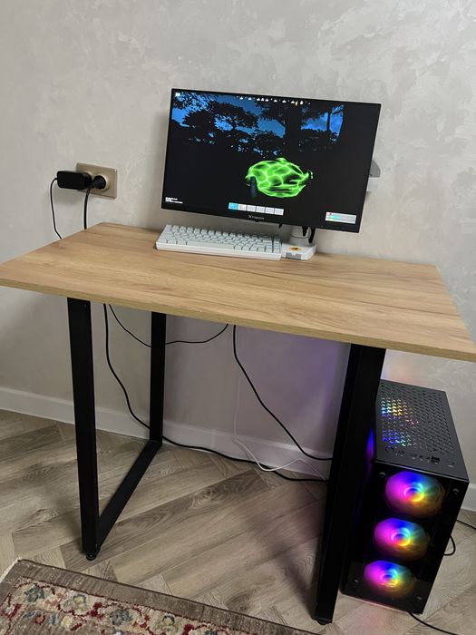 Стол писменный б/у