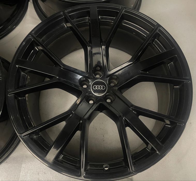 Оригинални Audi Q7/SQ7/Q8/SQ8 Джанти 22” Цола