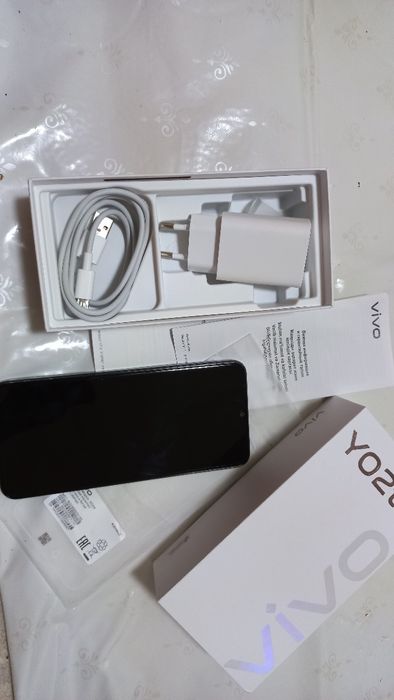Телефон Vivo новый