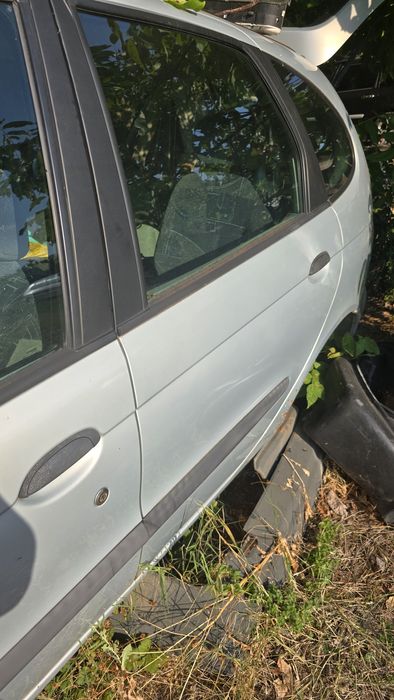 НИСКИ ЦЕНИ Рено Сценик 1.9 DCi 102 на части Renault Scenic