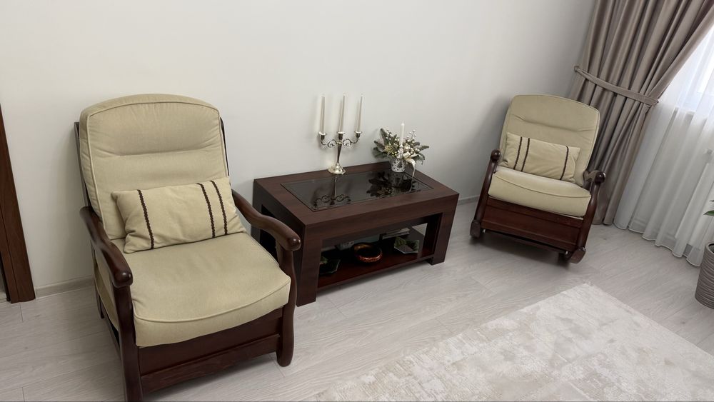 Mobila living, canapea cu fotolii, masuta cafea