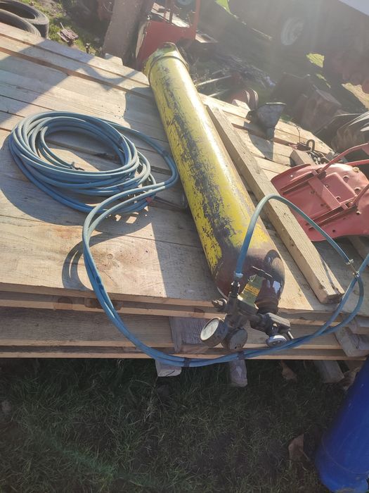 Vând kit autogen, butelii mari, furtune lungi, trusa sudura, taiere