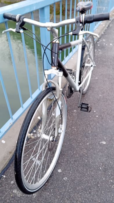 Bicicleta 3x8 viteze