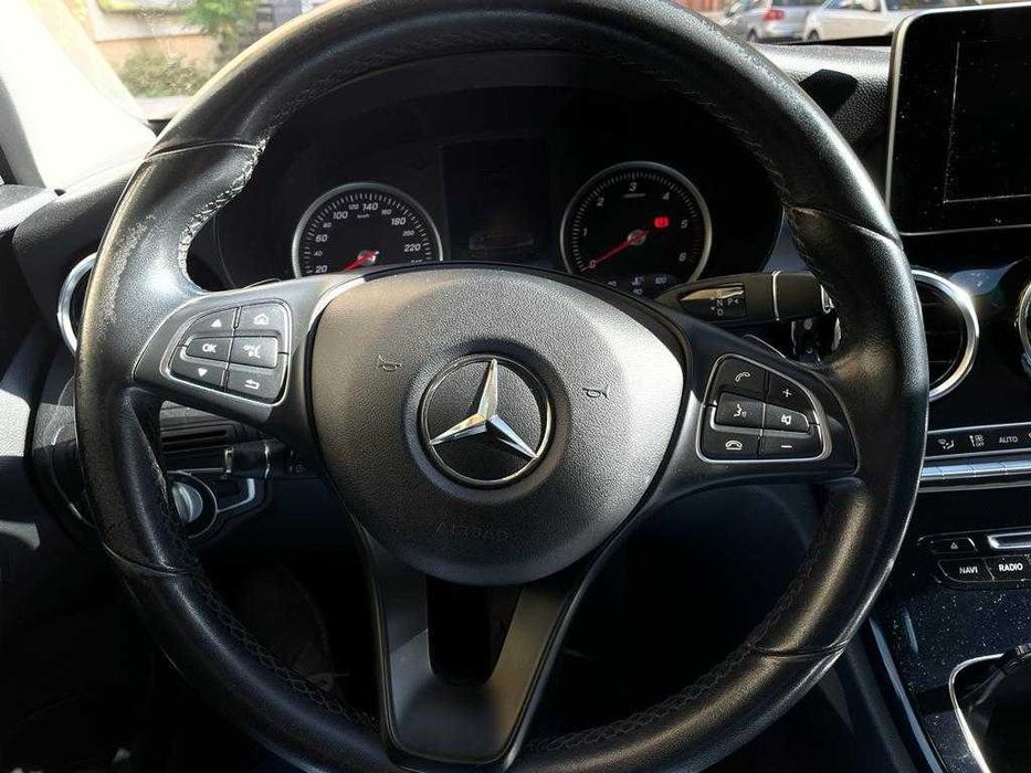 Autoturism Mercedes C180d