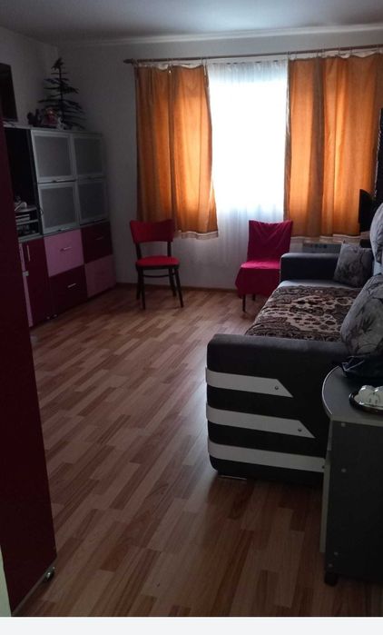 Vand apartament vatra Dornei zona unirii lângă penny