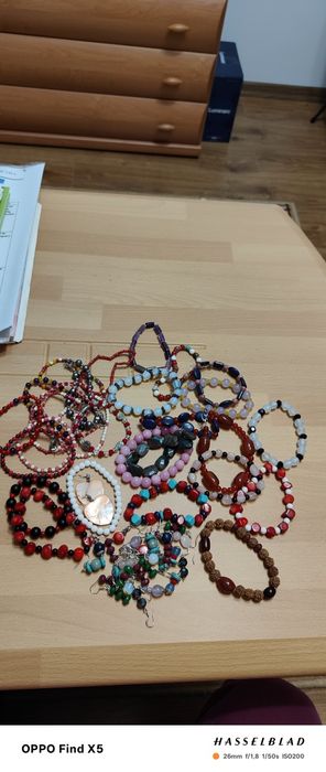 Vând bijuterii 925 cu pietre semiprețioase.