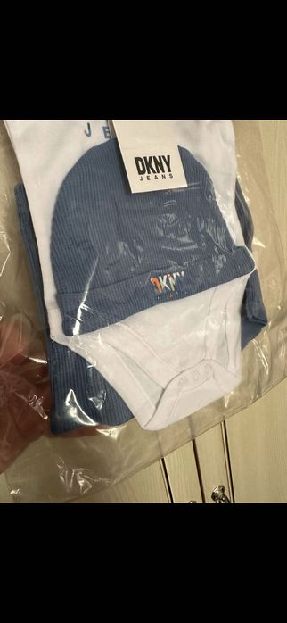 Комплекти DKNY - 3 части за момче/момиче