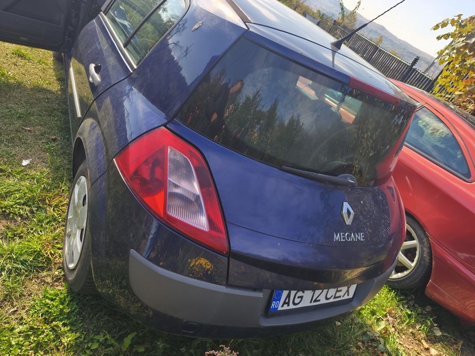 Dezmembrez Renault Megane2 1.9 dci cod motor F9QB800