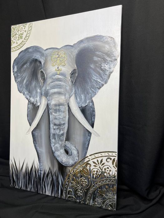 Картина ручной работы с текстрной пастой и поталью