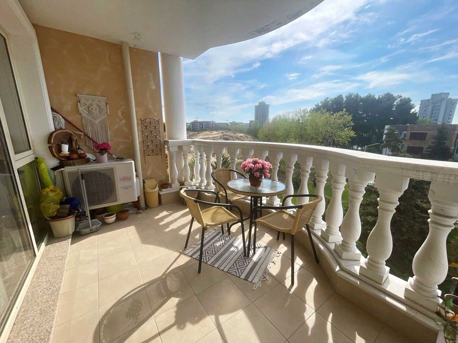 Продава се Тристаен апартамент в Несебър - 86 кв.м за 1098 €/кв.м - Снимка #13
