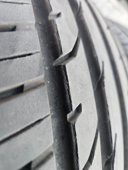 Continental 235/55/17 DOT 24 . В ОТЛИЧНО СЪСТОЯНИЕ !