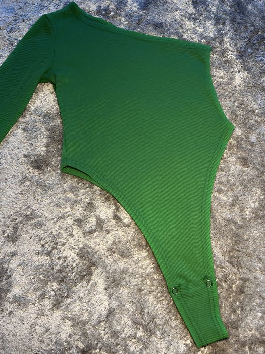 Body asimetric verde cu un singur umăr