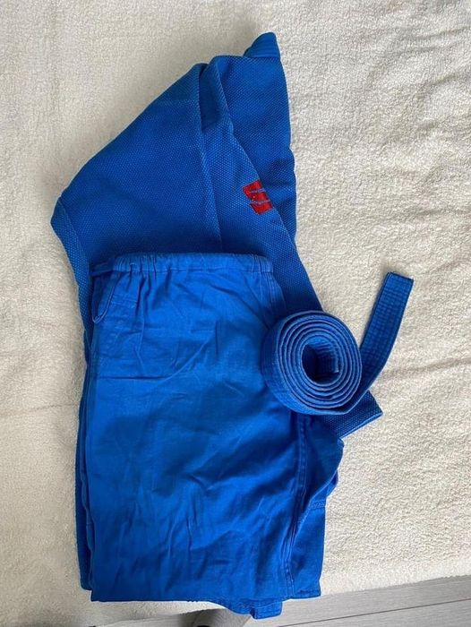 Sakura Кимоно для занятий дзюдо